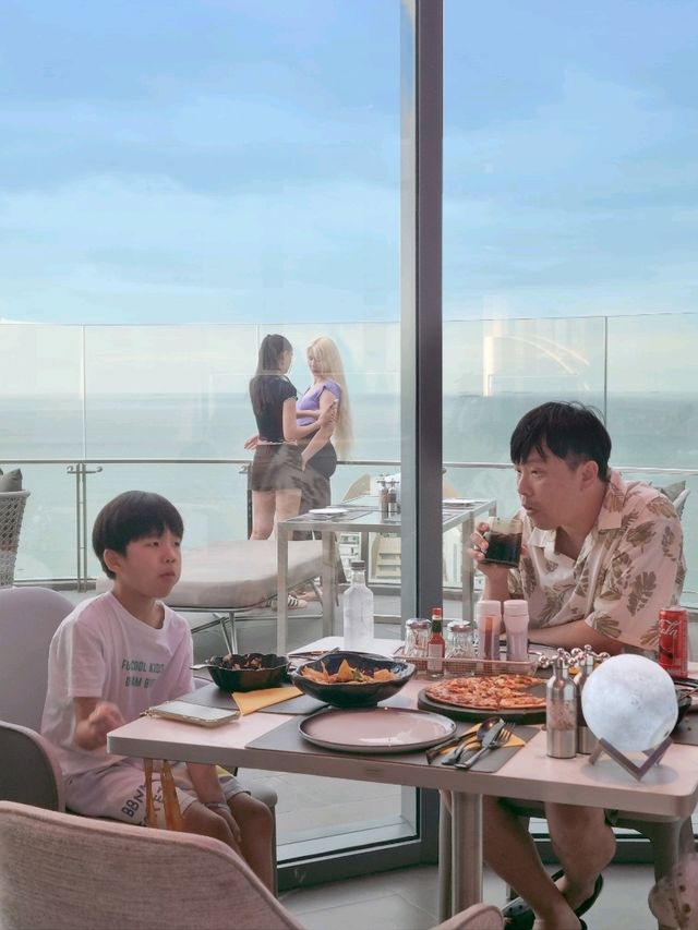 멋진 뷰는 뽀너스😆😆 분위기 맛집 추천👍