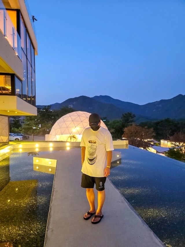 야경도 멋진 공주 대형카페