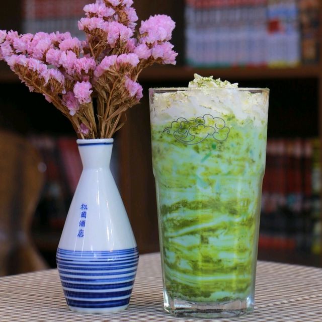 คาเฟ่แบบมีศิลป์ Rom cafe'