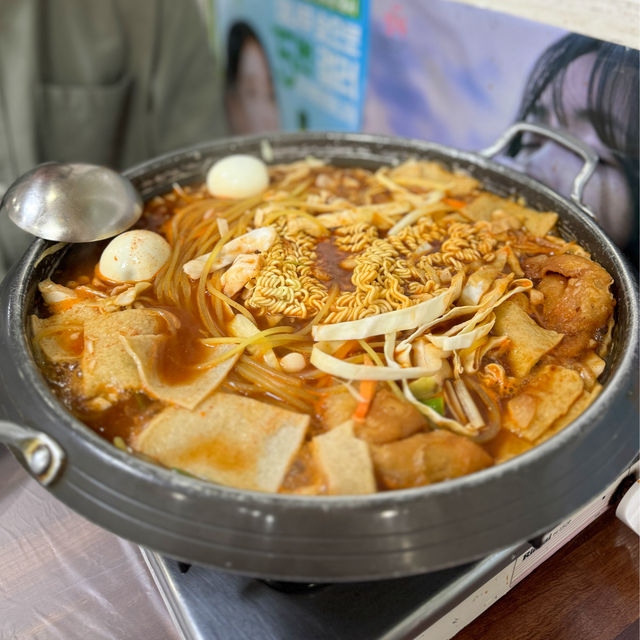 24시간 영업하는 신당동 떡볶이 골목 😋 우리집떡볶이