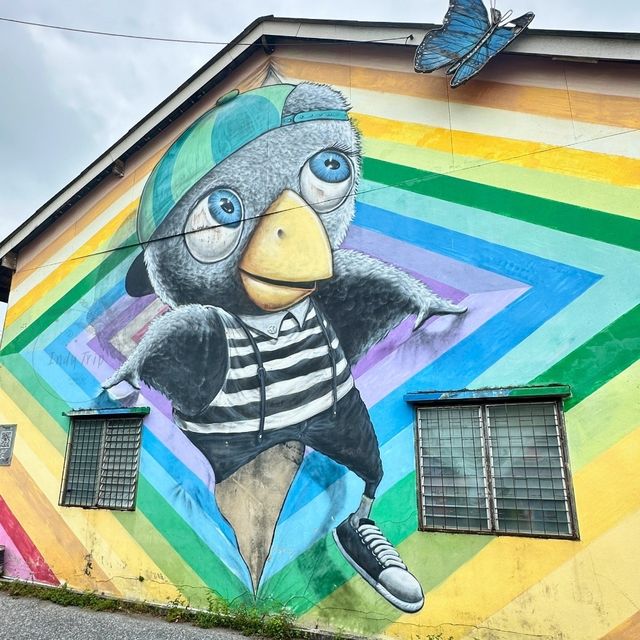 😊 Yala Bird City Street Art