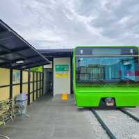 𝘿𝙚𝙣𝙨𝙝𝙖 𝘾𝙖𝙛𝙚 ยกรถไฟญี่ปุ่นมาไว้ที่บางแสน