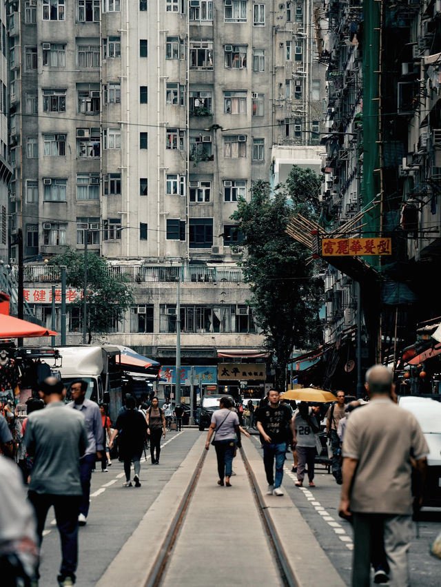 北角怪獸大廈:在“擠擁與懷舊”的奇妙旅程中探險 北角怪獸大廈:在“擠擁與懷舊”的奇妙旅程中探險