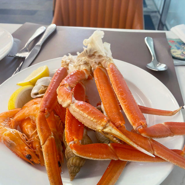 黃金海岸酒店自助餐：豐富美食，與朋友享受美食和閒聊