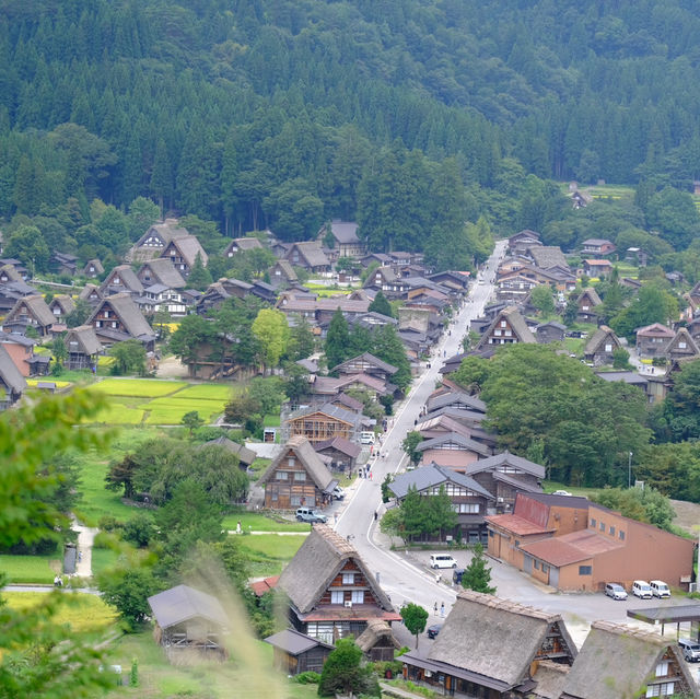 Shirakawa go หน้าร้อนก็สวยไม่แพ้ฤดูอื่นนะคะ