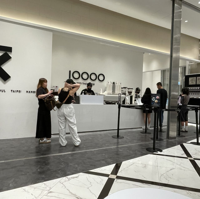 10000 Ten Thousand咖啡 微風南山店