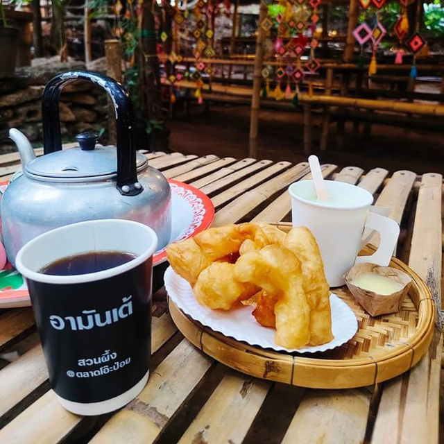 ตลาดโอ้ะป่อย