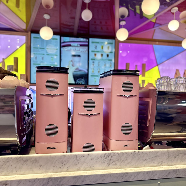 A Pink Paradise at EL&N Cafe