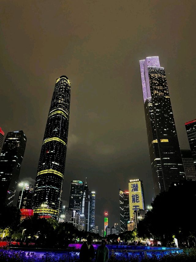 廣州塔：免費觀賞燈光秀適合晚上欣賞