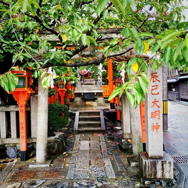 【京都】京都が満喫できる町並み 祇園白川
