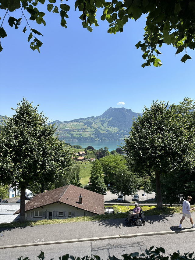 【スイス🇨🇭】シュピーツ