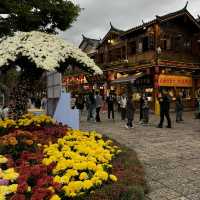 Lijiang Old Town - Bring to Dynasty 