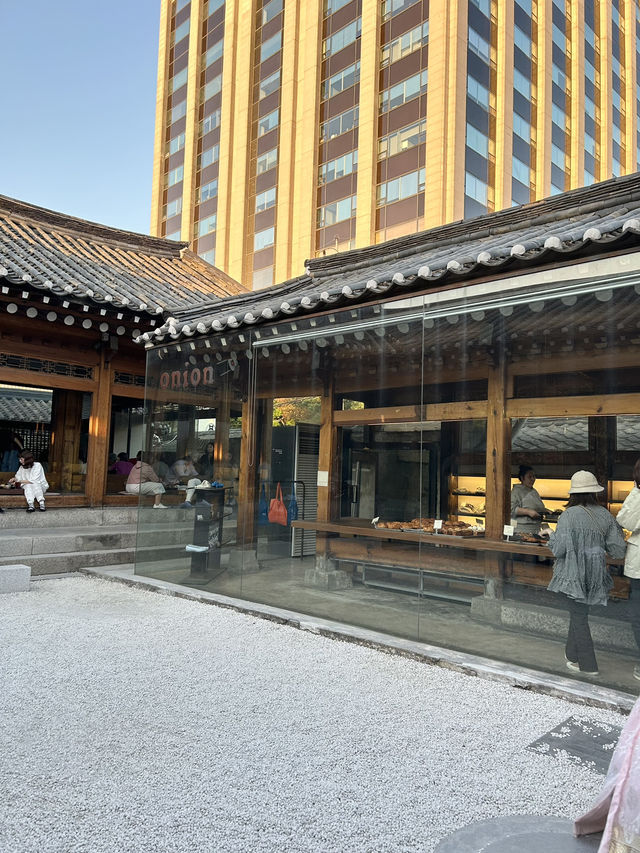 【韓国 ソウル】昔の韓屋をリニューアルした素敵なカフェ🏯