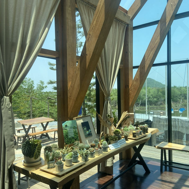 Kratom Intha Ratchaburi