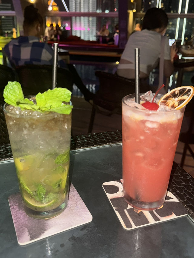 【マレーシア】ツインタワーviewのルーフトップBAR🍸