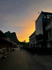 GOLDEN HOUR IN YANGSHUO : MOMENTS TO REMEMBER