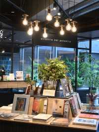【関内駅前】おしゃれなブックカフェ📚☕️✨