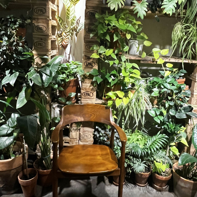 서울 속 자연을 그대로 옮긴 감성 카페 어반플랜트🌿