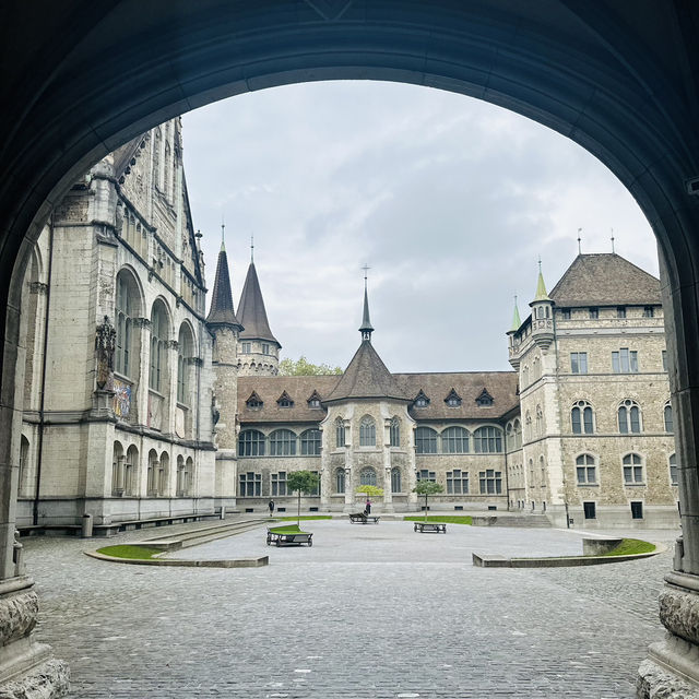 Top of Zurich and day trip
