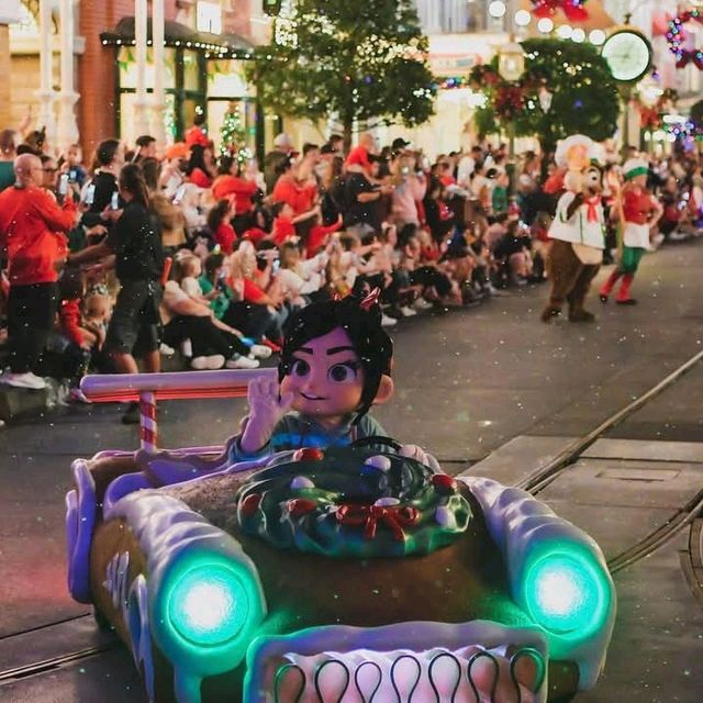 The Disney World Christmas Parade, Florida 