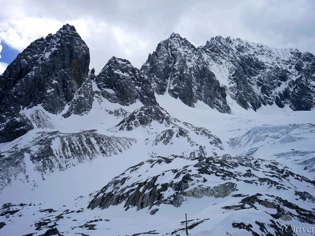 【中国】5Aランクの天空の白銀絶景！玉龍雪山