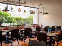 Chocolate Hour ที่ Mövenpick Bangkok Sukhumvit 15 