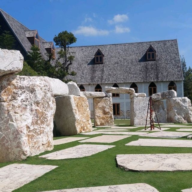 🏰 Within Khaoyai✨️🍰 คาเฟ่สวนหิน