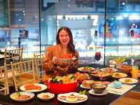 บุฟเฟ่ต์โรงแรมที่มีล็อบสเตอร์ไม่อยากให้พลาด