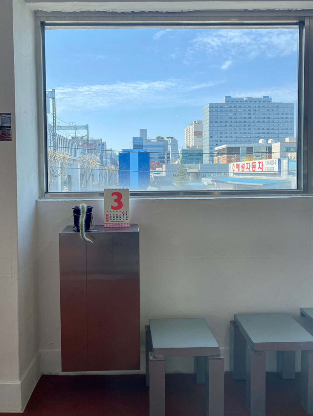 성수 코트사이드☕️🍒감각적인 매장