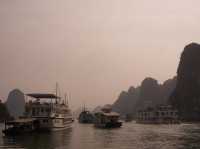 A Perfect Day Trip to Ha Long Bay – Nature’s Masterpiece! ⛵🌊