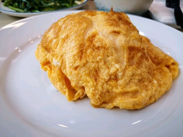 普吉島機場的泰式小吃 Thai Street Food by Kin