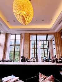 Fine Dining in St. Regis Drawing Room like a King