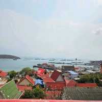 ศาลเจ้าพ่อเขาใหญ่  พิกัดขอพรความรัก เกาะสีชัง
