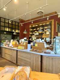 Cozy Vibes at Le Pain Quotidien in Shiba Park