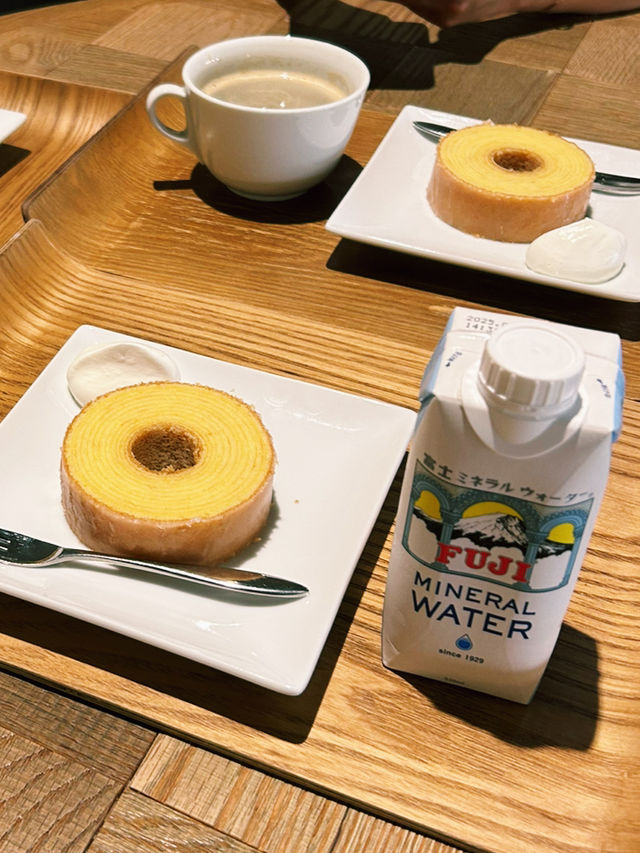 まるで絵本の世界！自然とスイーツの楽園🍃🍰