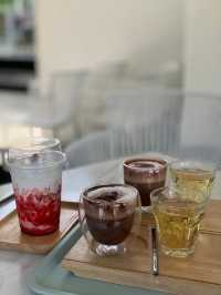 Cloudy White Lansaka - คาเฟ่สีขาว นครศรีธรรมราช