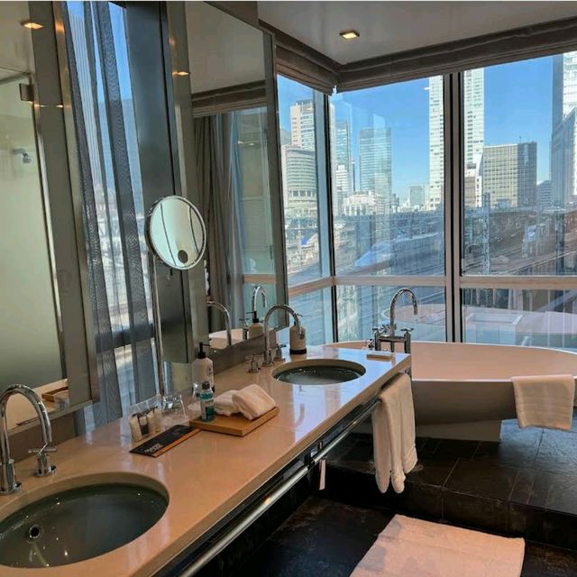Four Seasons Hotel Tokyo at Marunouchi