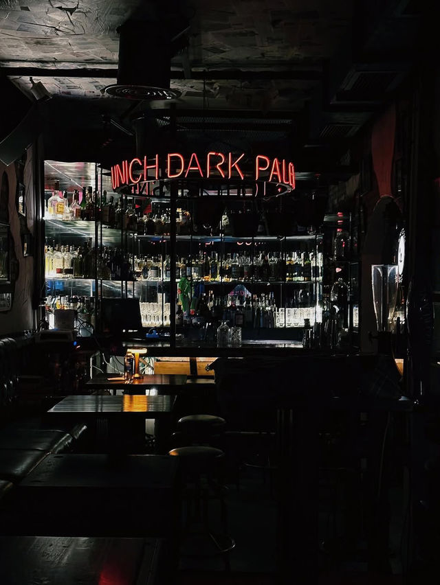 THE LOCAL SOCIAL CRAFT BEER HUB 
