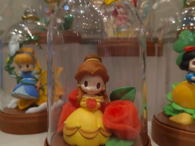 Magical model at Disney Store