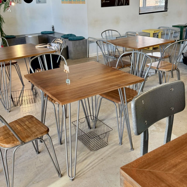 Scoop Coffee: A Cute Café with Heart-Shaped Pancakes in Shinjuku 