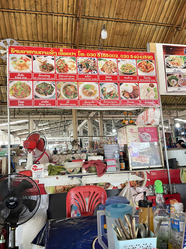 📍寮國。巴色美食市場 Bai Don Pakse Market