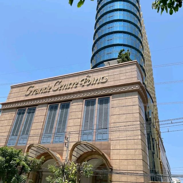 one of the best in thonglor