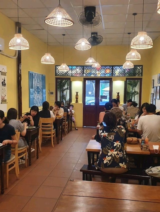 베트남 여행)다낭의 숨은 맛집, '나 벱 수아'에서 즐기는 전통과 현대의 조화