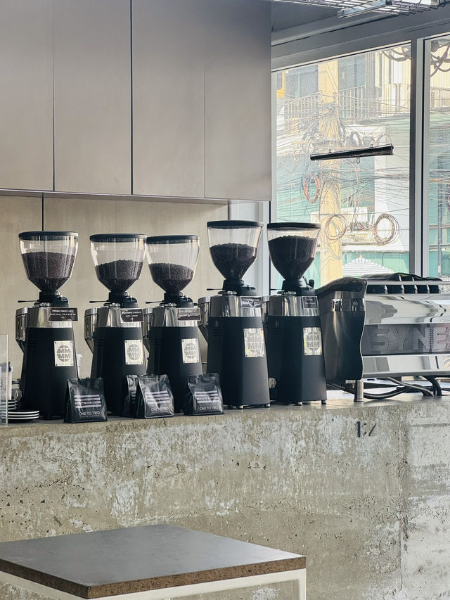 One To Two – คาเฟ่เรียบง่าย กาแฟดี ทาว์นอินทาว์น