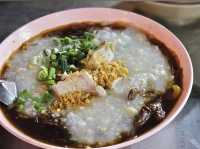 ”โจ๊ก ก๋วยจั๊บ ต้มเส้น บัตรคิว“ ร้านดังขอนแก่น