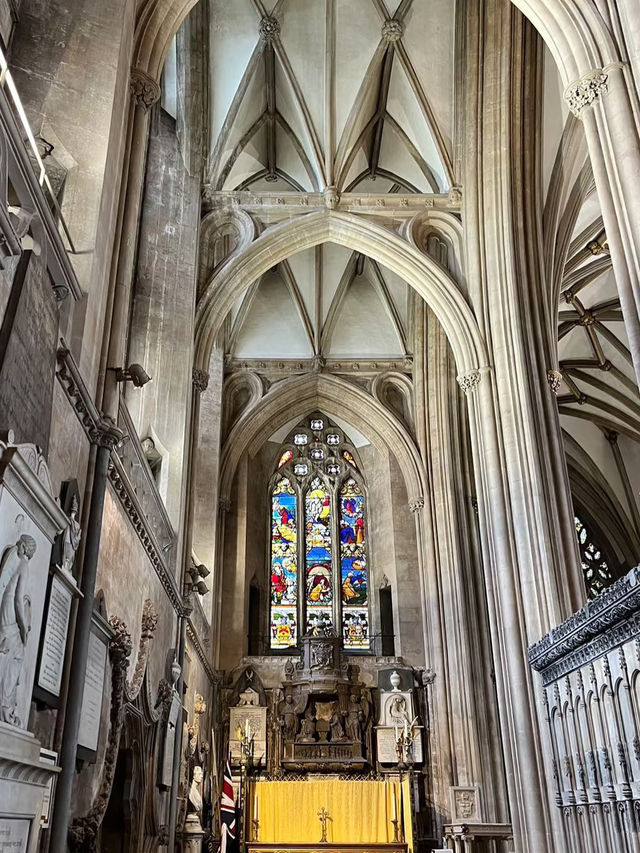 Bristol Cathedral: A Masterpiece of Gothic Architecture