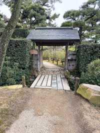 【丸亀】景色多様✨日本最大の広さの文化財庭園✨
