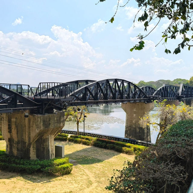 สะพานข้ามแม่น้ำแคว