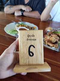 ร้านยุ้งเกลือ บ้านแหลม จ.เพชรบุรี