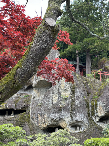 石川×那谷寺】お化けのような怪奇石 | Trip.com 小松